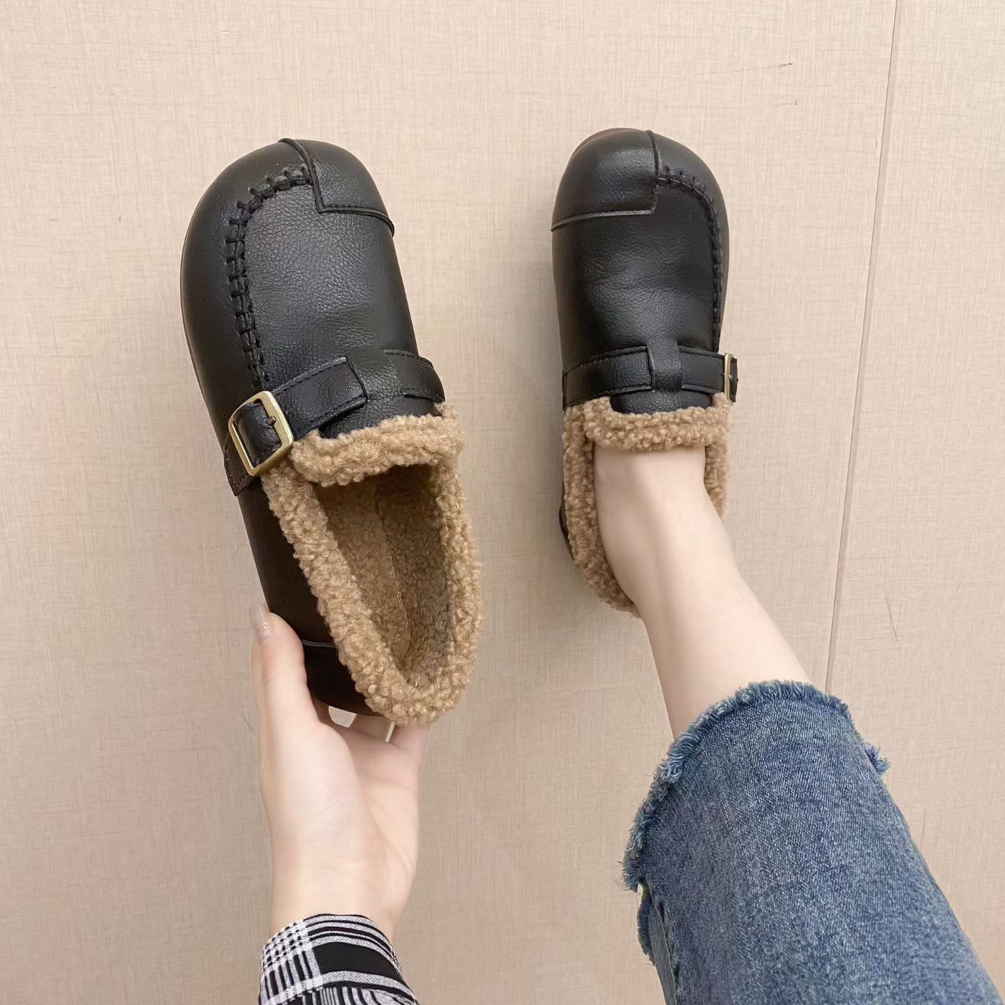 一字式扣保暖妈妈鞋