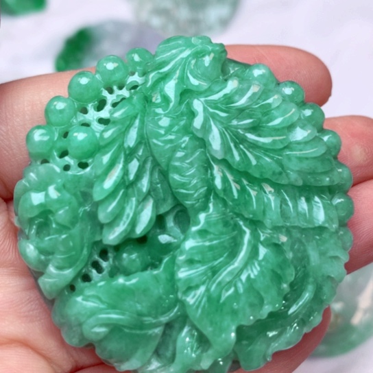 翡翠吊坠(不含链)未镶嵌