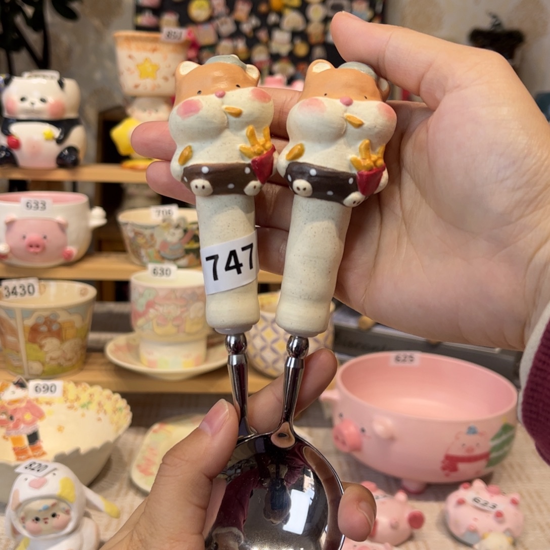 瓷片747哈哈哈哈哈哈哈