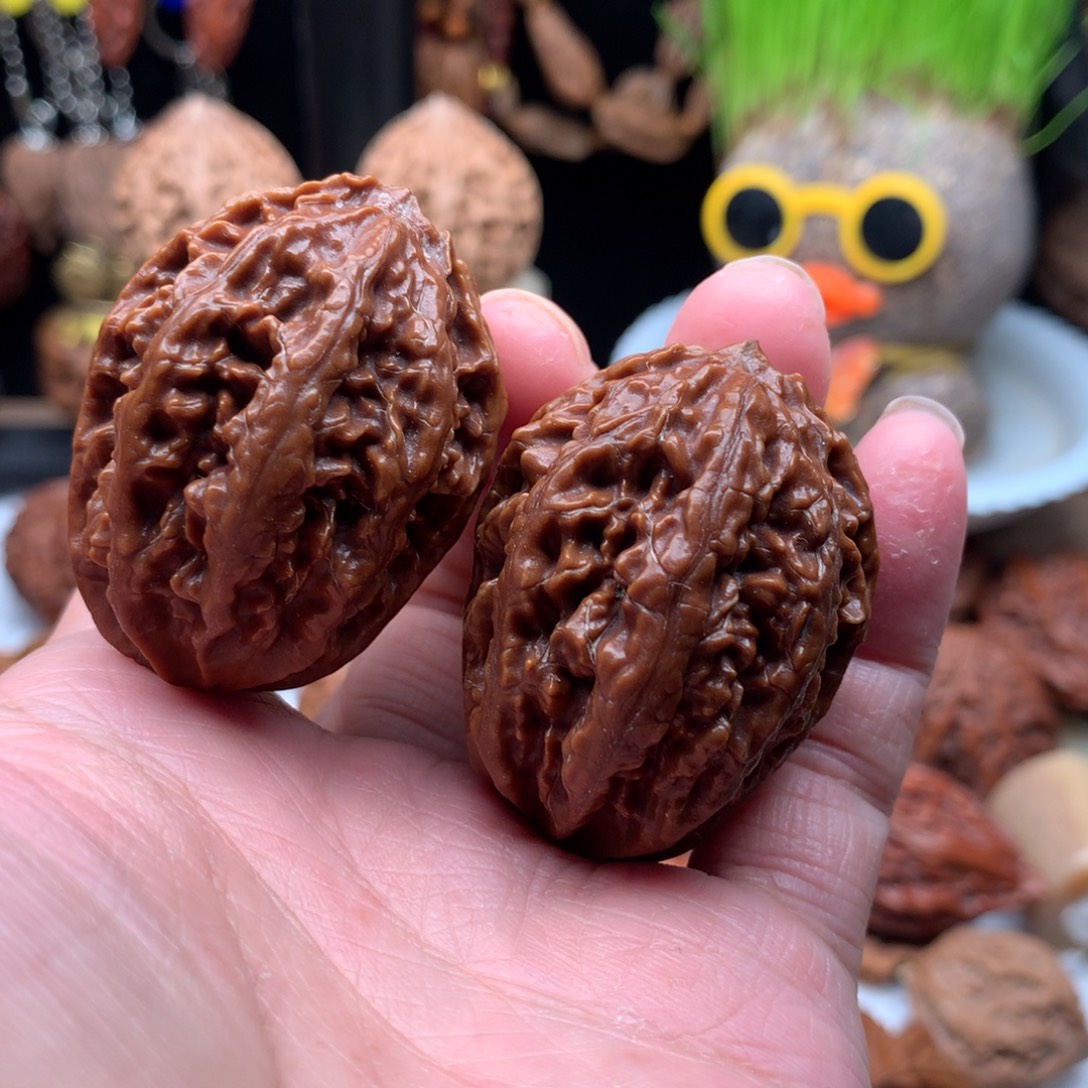 铁***跳文玩核桃吊坠小武核桃西瓜绣球