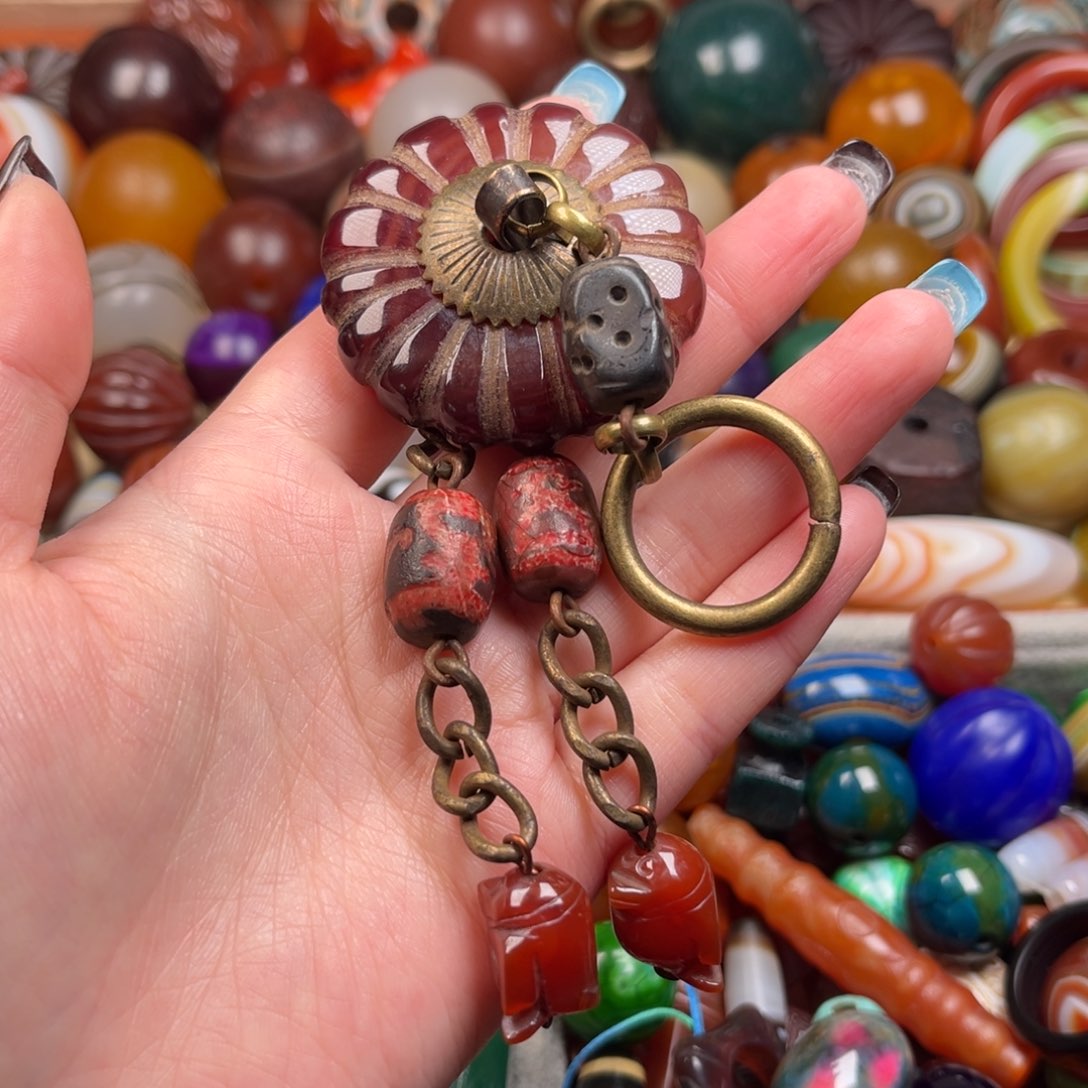 玛瑙/玉髓颈饰未镶嵌