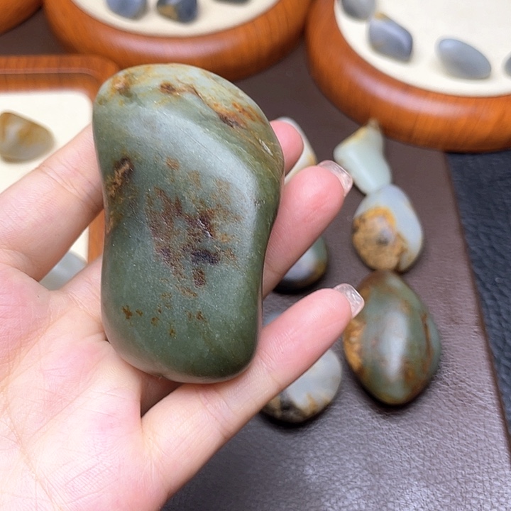 和田玉未镶嵌颈饰39