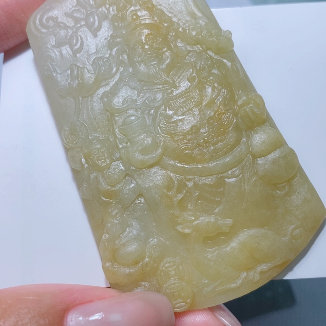 未镶嵌吊坠定制翡翠