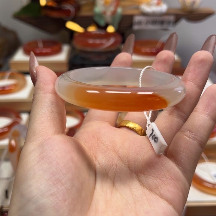手镯玛瑙/玉髓未镶嵌