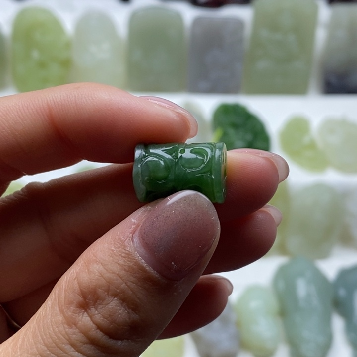 和田玉（糖玉）未镶嵌颈饰9