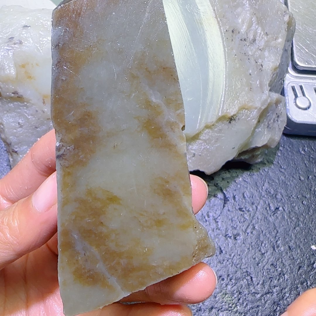 和田玉未镶嵌珠宝半成品