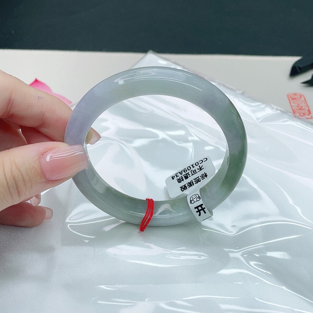 翡翠手镯未镶嵌正58