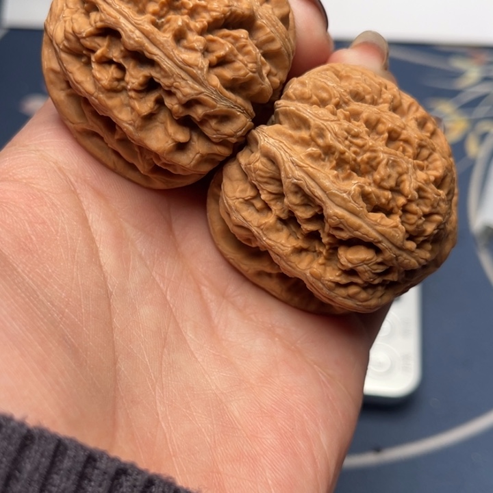 文玩核桃把件粗筋43