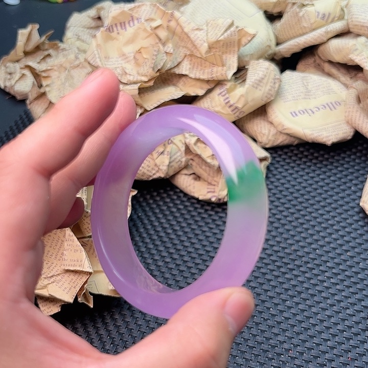 翡翠手镯未镶嵌59啊啊