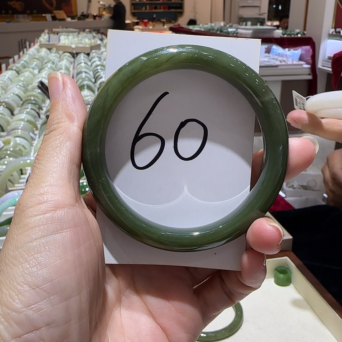 和田玉未镶嵌手镯823