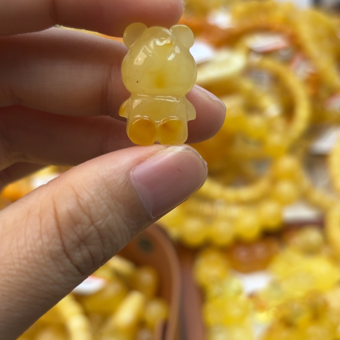 琥珀未镶嵌珠宝奇石