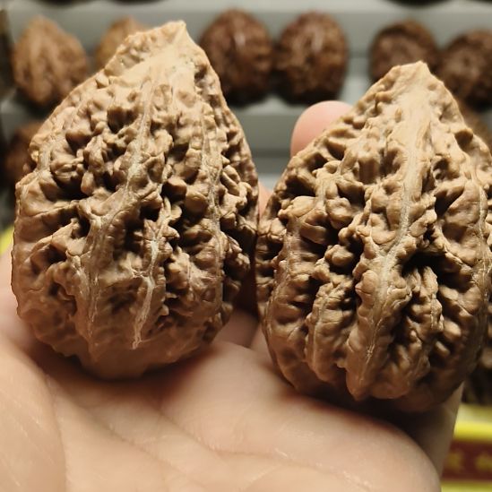 梨***地吊坠文玩核桃大楸核桃8号