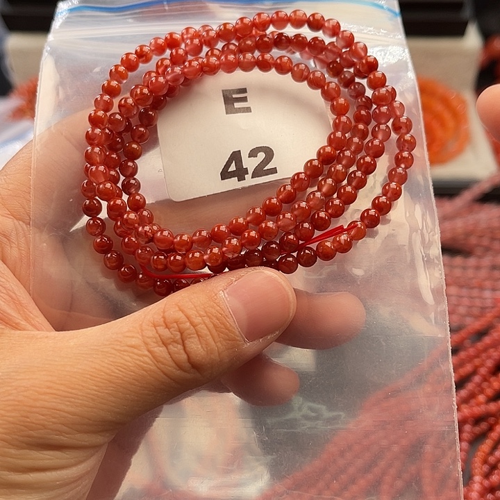 南红玛瑙未镶嵌多样性发货默认微瑕称重4mm