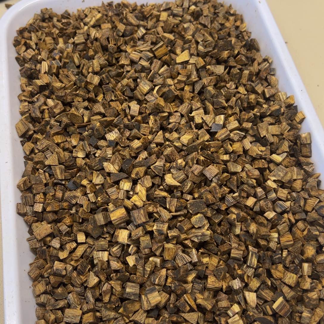 沉香碎屑沉香用****3乌身圆叶原材料100+10克