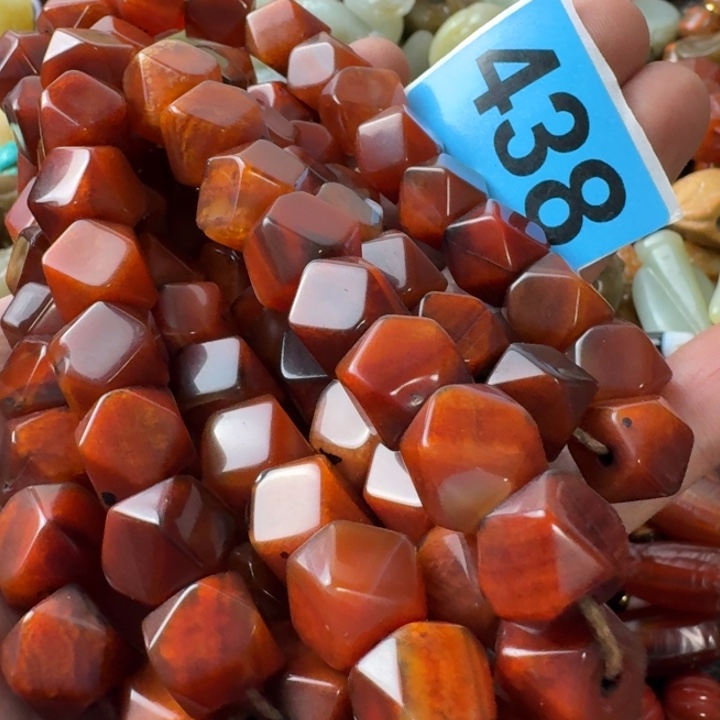 ****哥玛瑙/玉髓未镶嵌颈饰