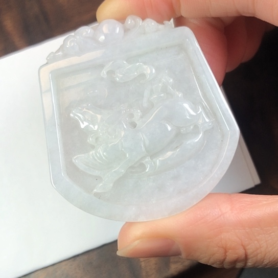 翡翠未镶嵌颈饰缅甸A货，每天下午1点半开播