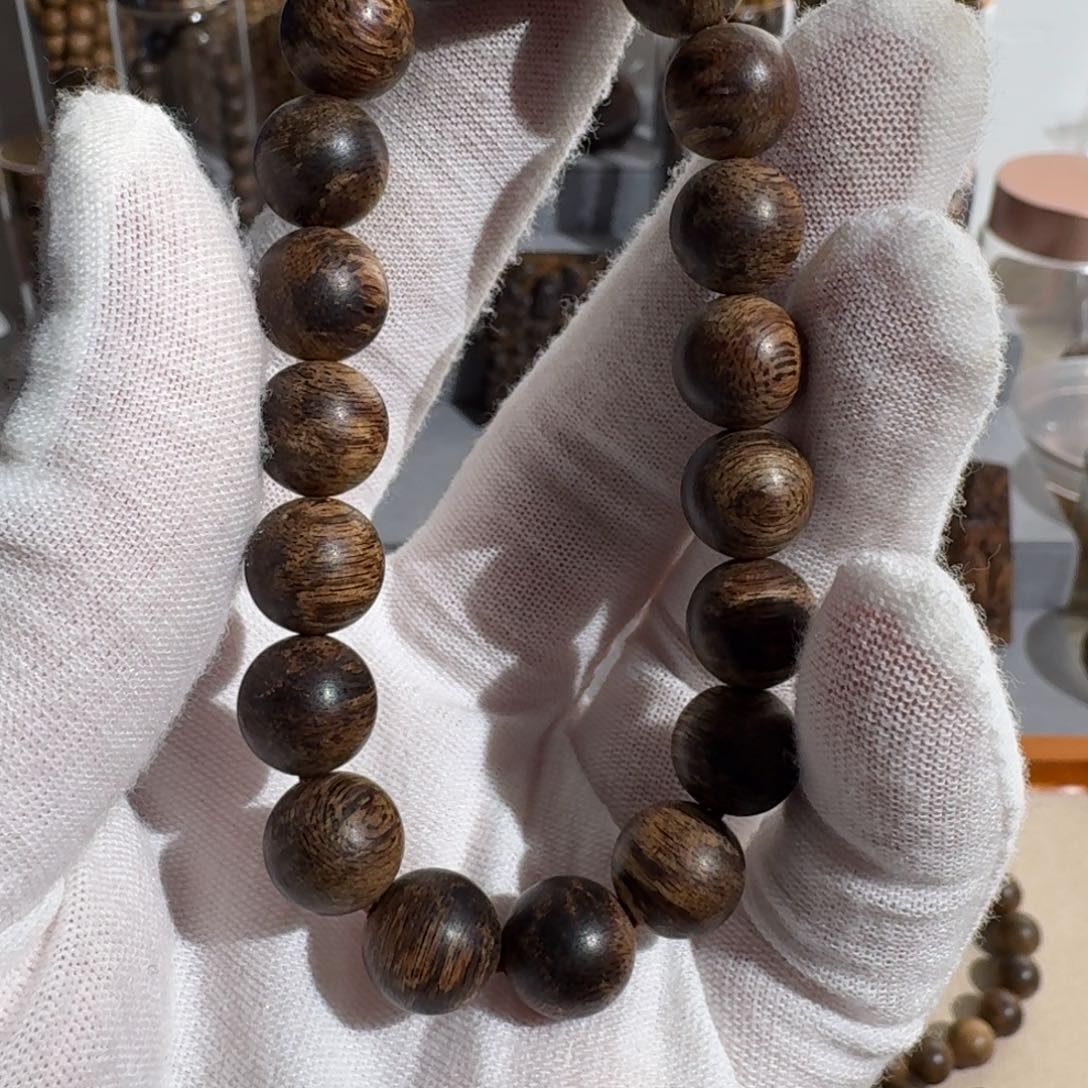 沉香碎屑沉香达拉干1.0沉水品质12.1克