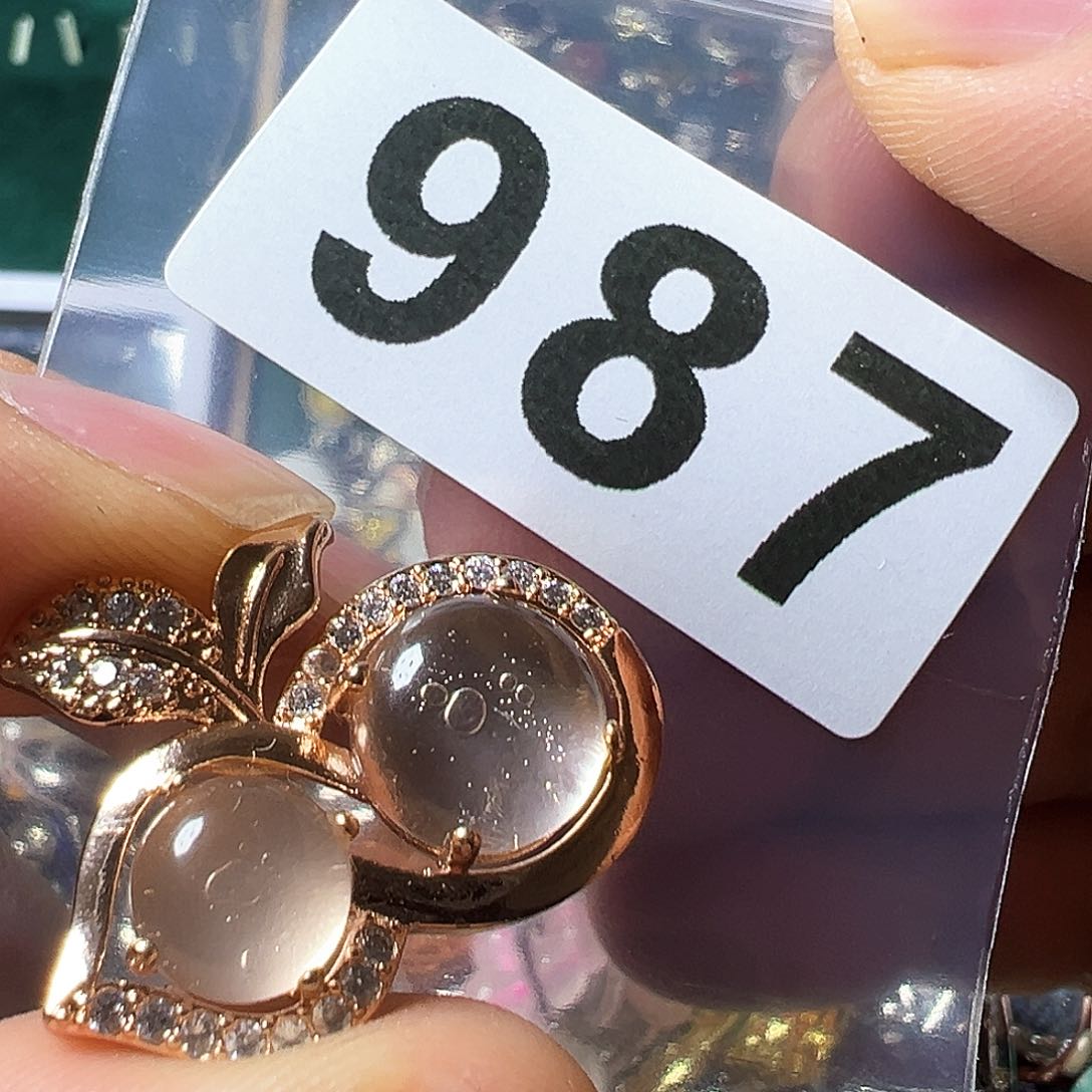 水晶颈饰未镶嵌粉水晶吊坠带皮绳发货