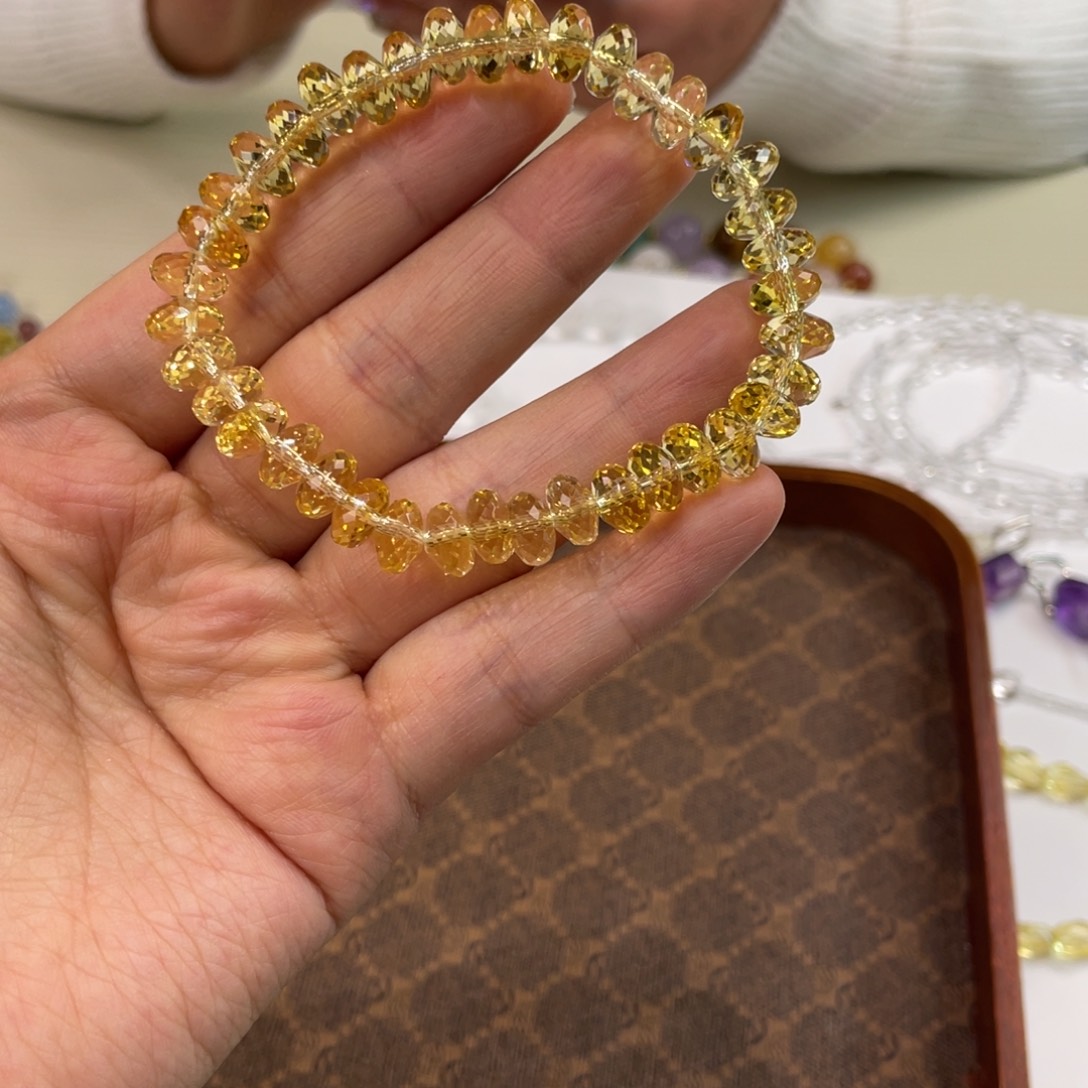 艺***问未镶嵌手串水晶手串黄水切割面