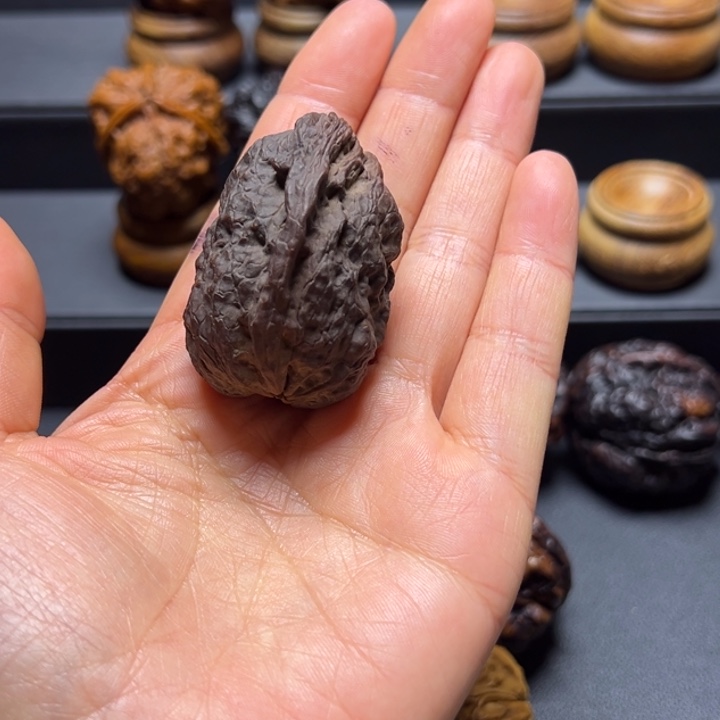 秋***水文玩核桃吊坠L毒王33