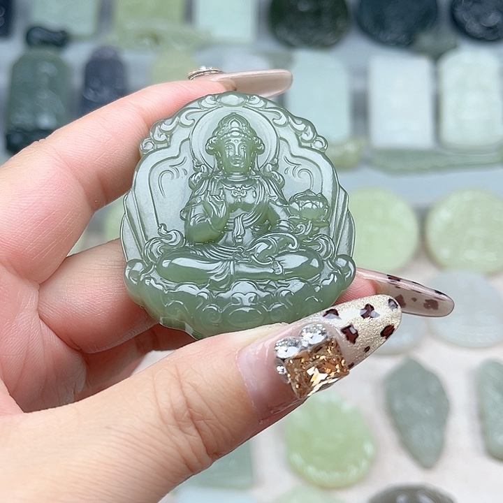 和田玉未镶嵌颈饰