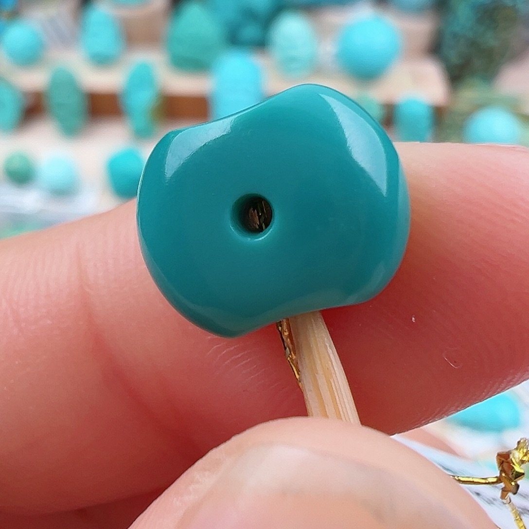 绿松石配饰未镶嵌