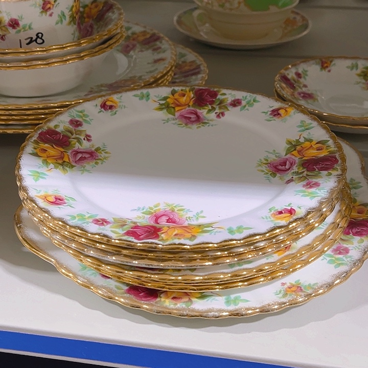 紫砂茶宠斯塔福德餐盘轻脱金