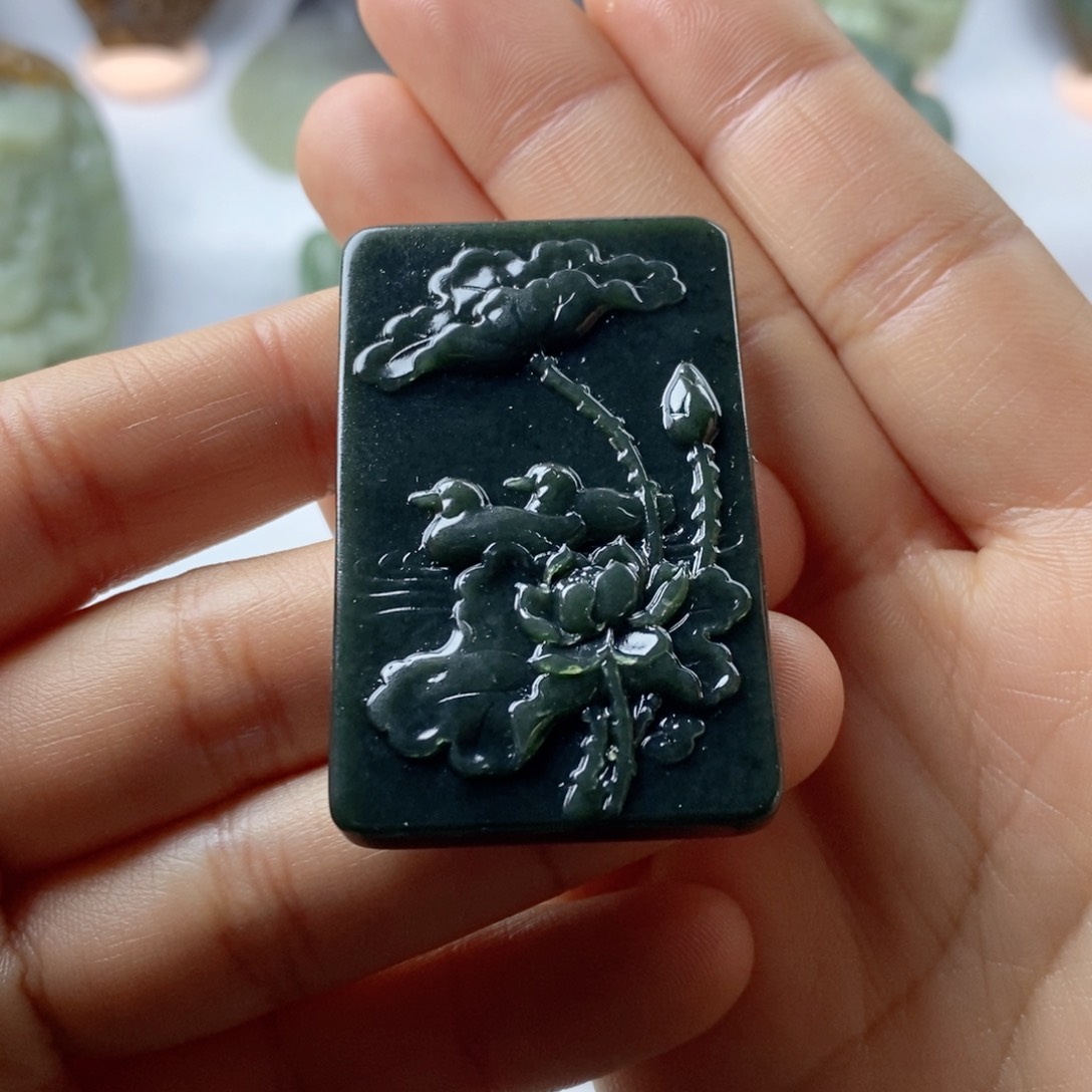 未镶嵌和田玉挂件