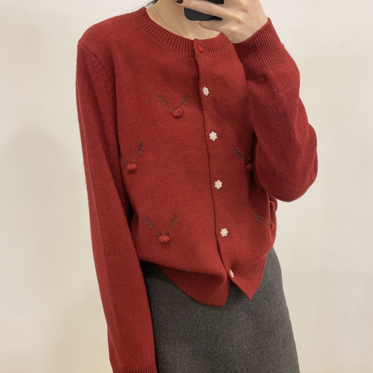 【羽奢时尚】2025新品秋冬时尚百搭手工刺绣开衫毛衣9095