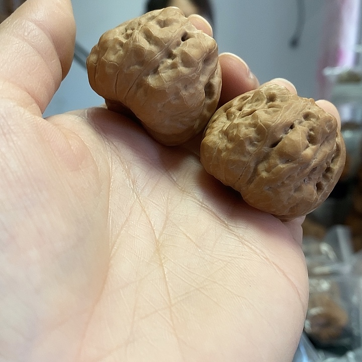 把件文玩核桃35.5红皮蛤蟆头