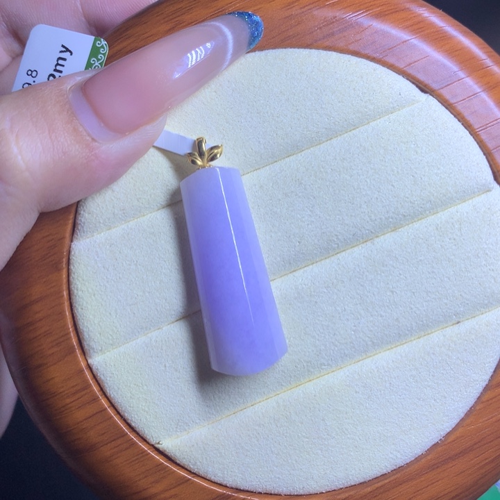 颈饰18K金镶嵌翡翠天然