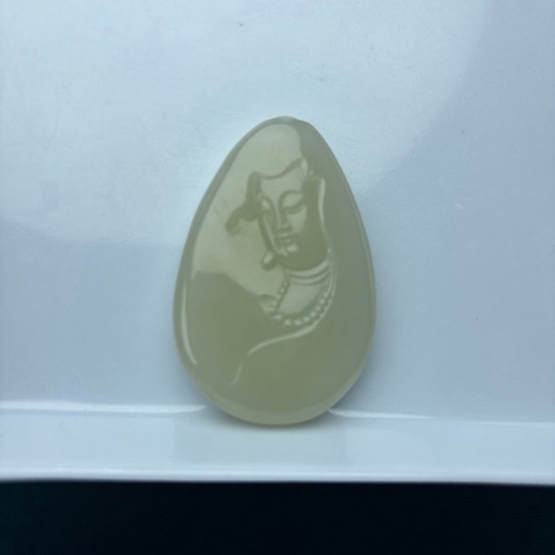 精品和田玉挂件天然晴水观音
