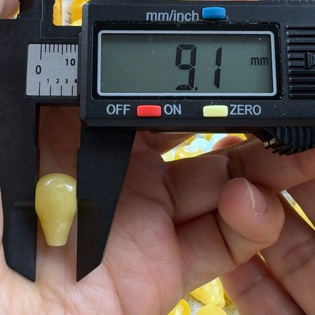 蜜蜡未镶嵌裸石20杂
