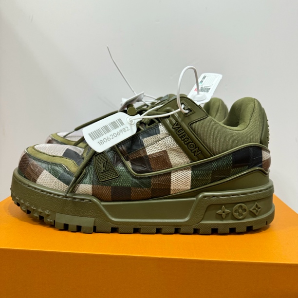 99新 LouisVuitton/路易威登 42码 trainer 绿色胖丁 时尚板鞋
