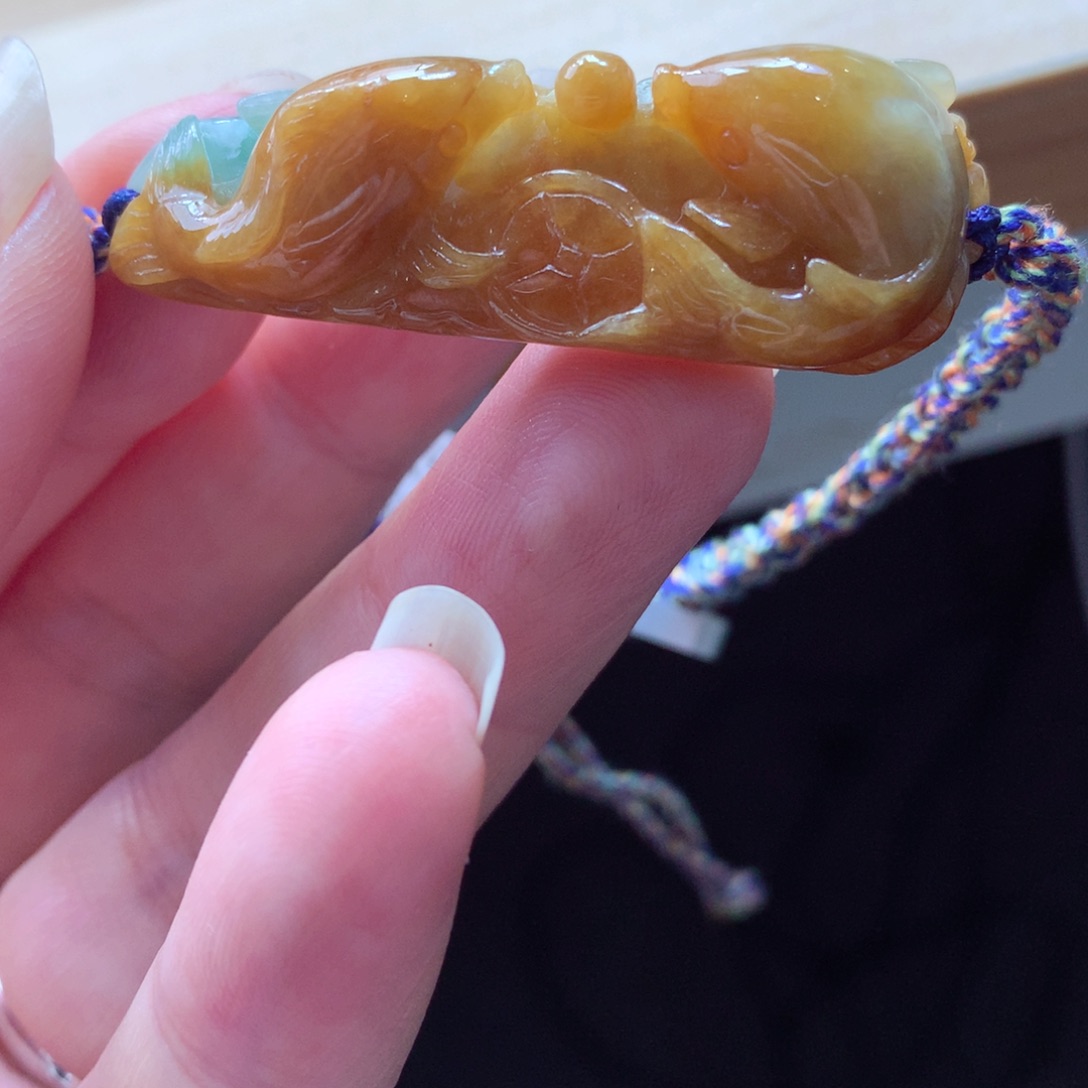 翡翠颈饰未镶嵌吊坠