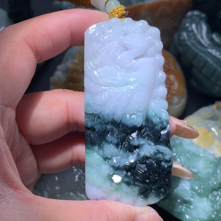 翡翠未镶嵌颈饰保真天然A货翡翠