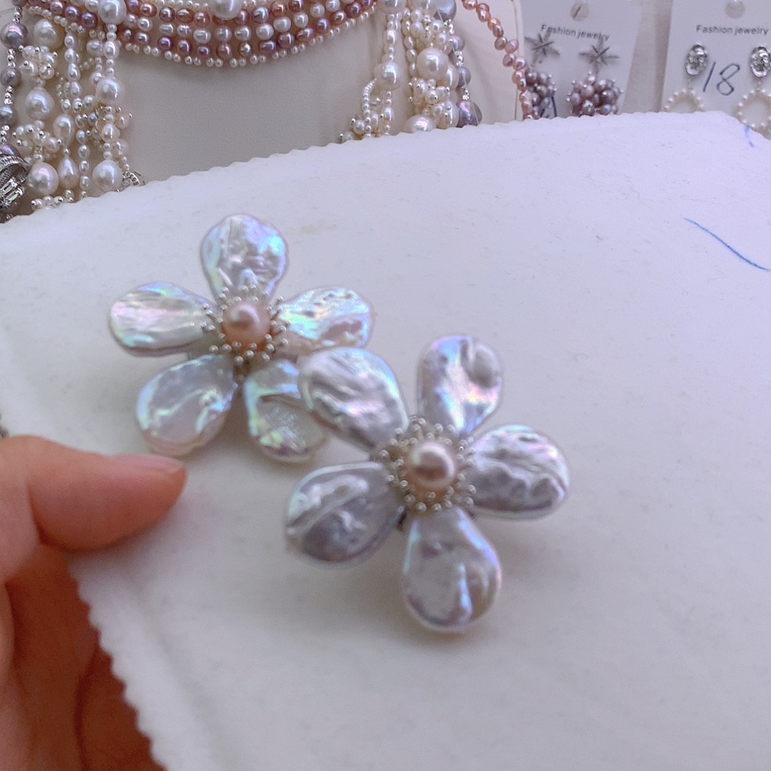 未镶嵌随机胸针一个淡水珍珠