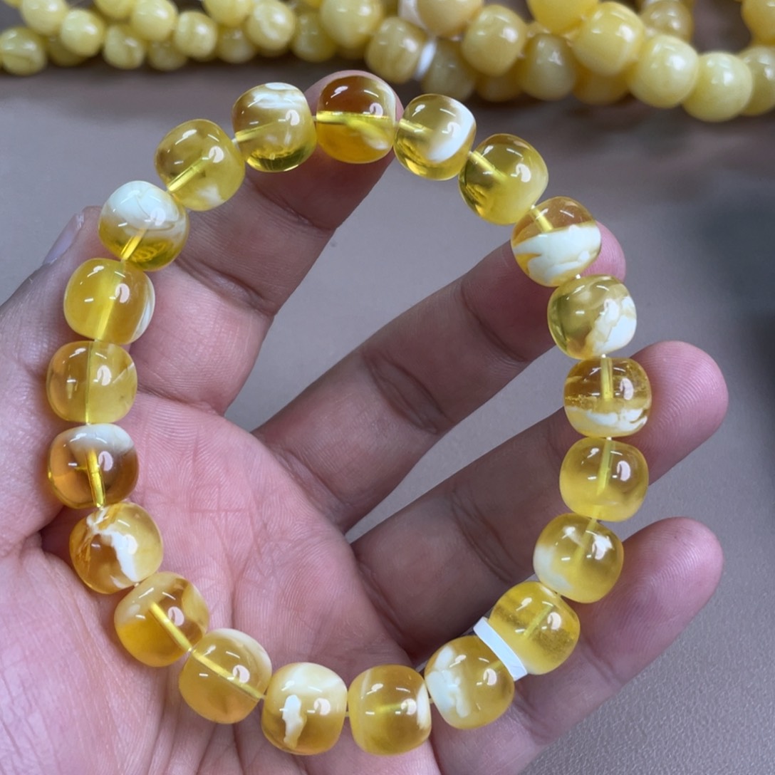 琥珀裸石未镶嵌21900000000