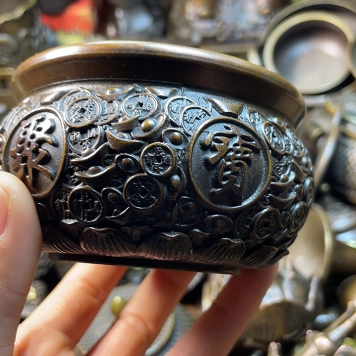 全是铜铜铜器铜器