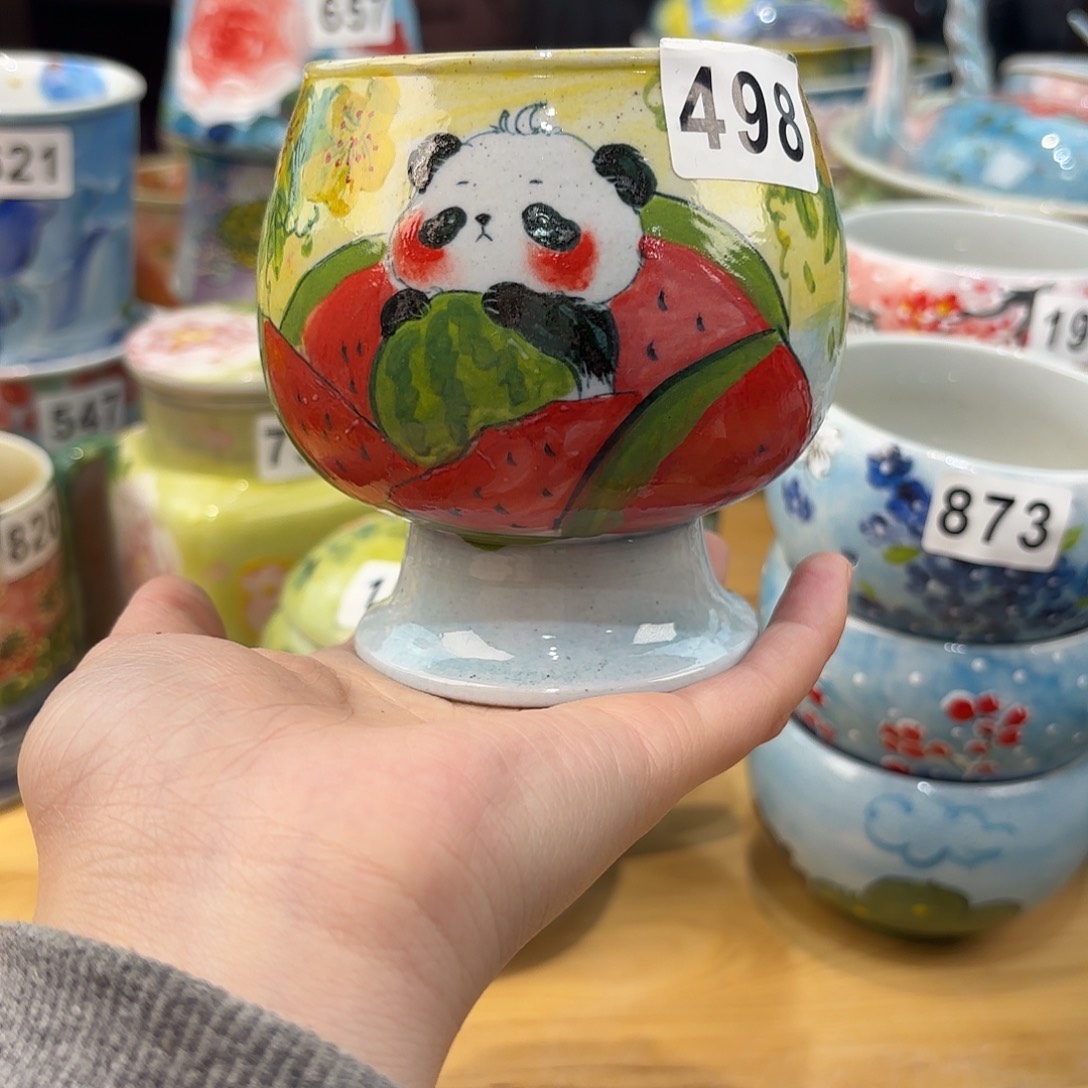 瓷片兔兔？！？兔兔