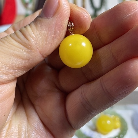 琥珀颈饰18K金镶嵌