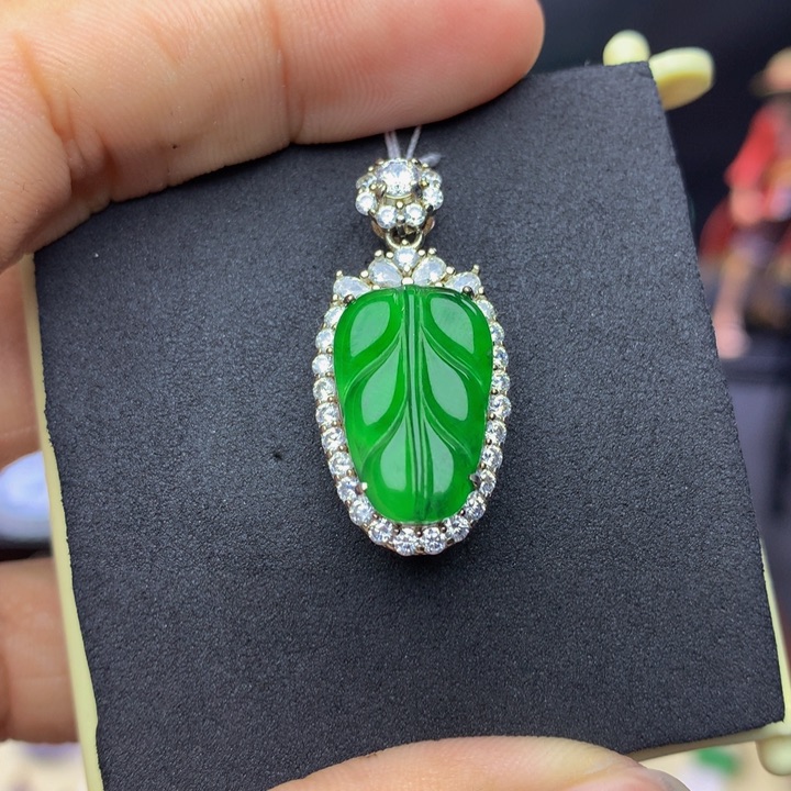 翡翠手链银S925镶嵌翡翠 