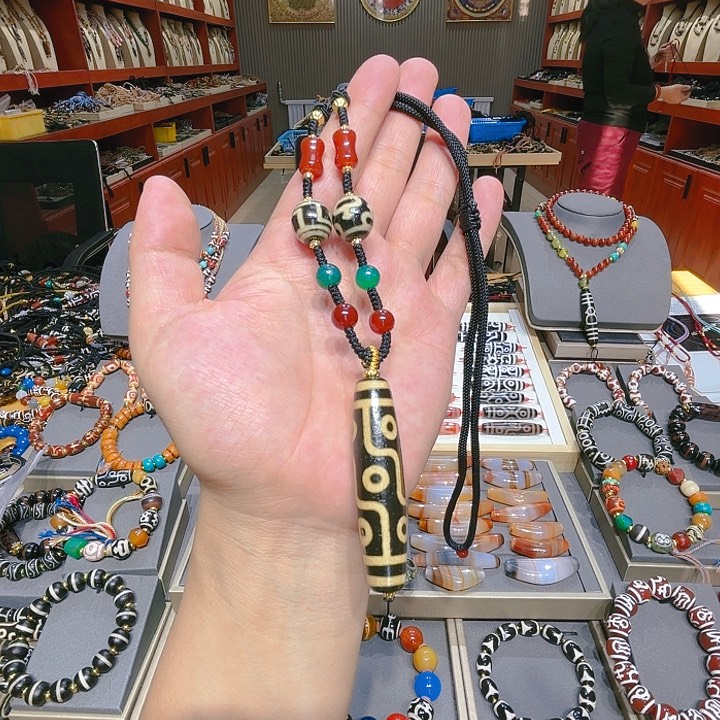 未镶嵌玛瑙/玉髓珠宝奇石