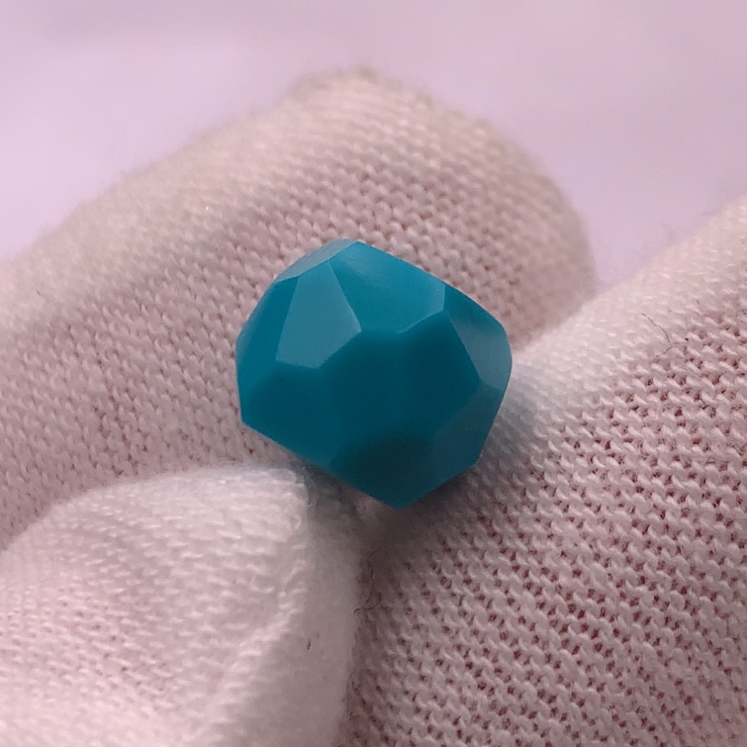 绿松石未镶嵌车挂