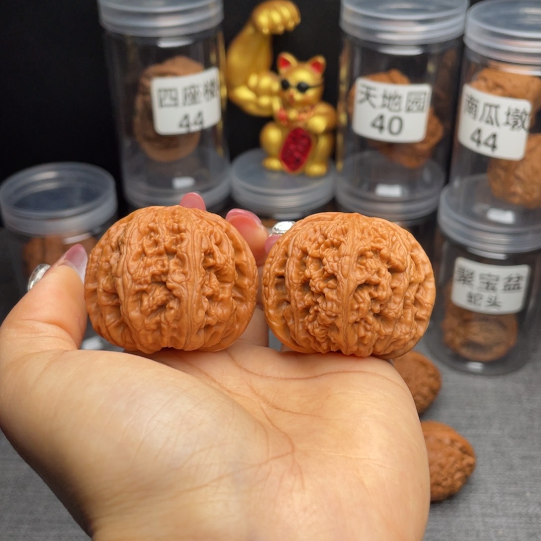 文玩核桃把件圆球大粗筋
