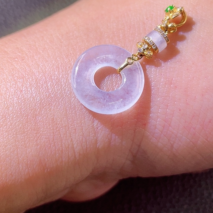 翡翠18K金镶嵌颈饰q