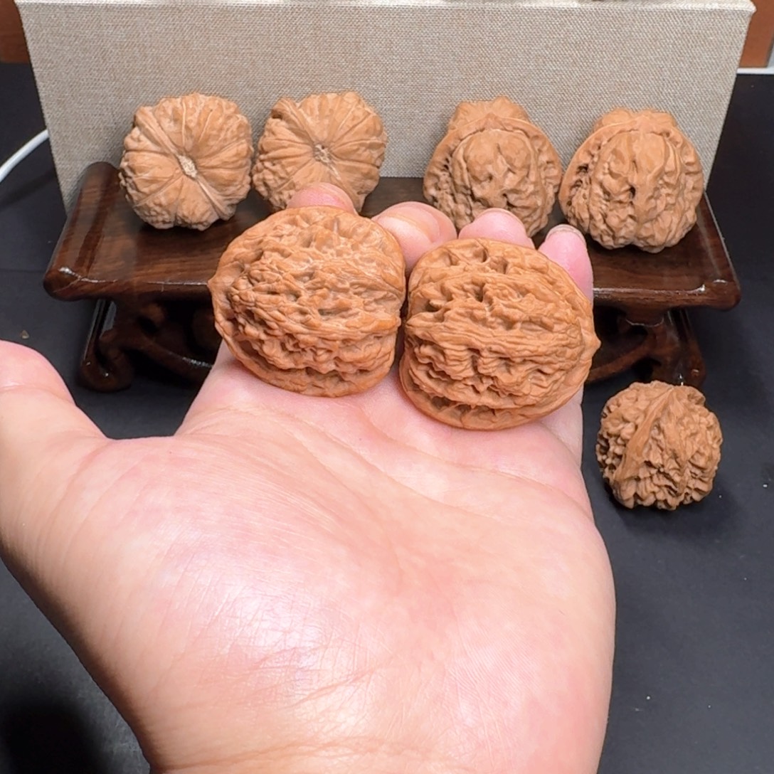 文玩核桃把件39麦穗虎头全品