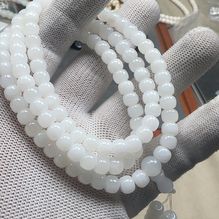 白玉菩提吊坠玉化8981