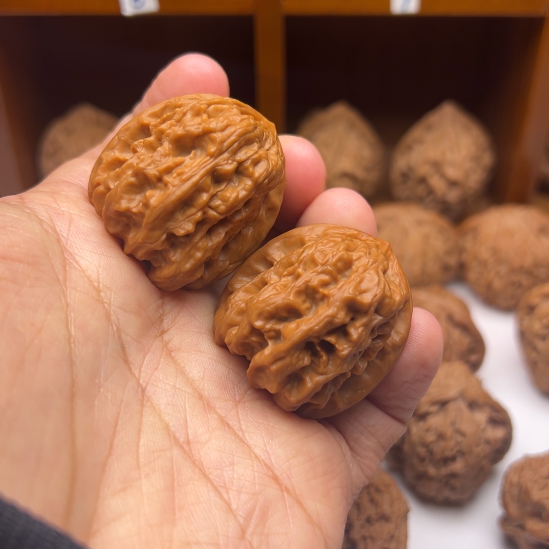 吊坠文玩核桃34尺方块修尖