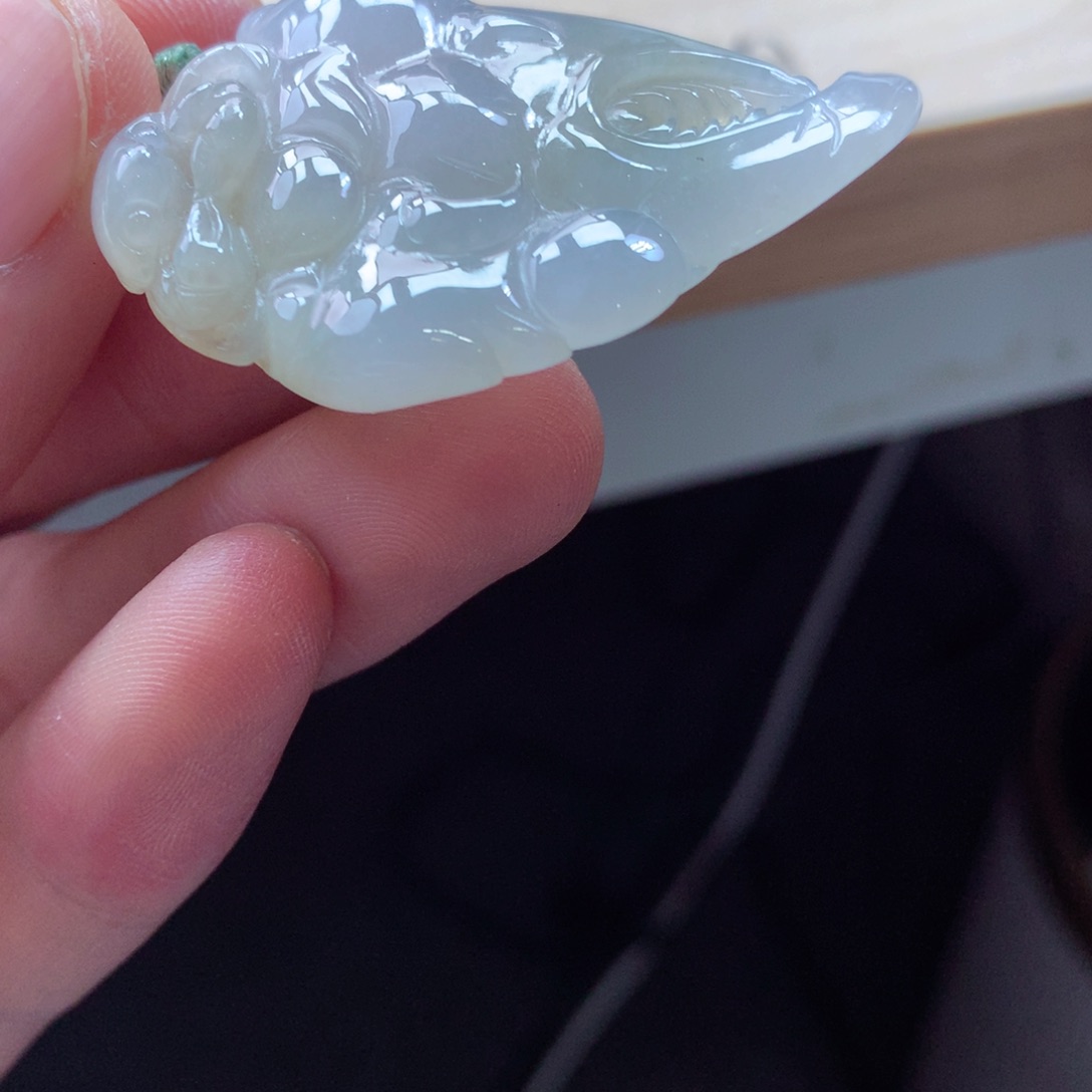翡翠颈饰未镶嵌吊坠